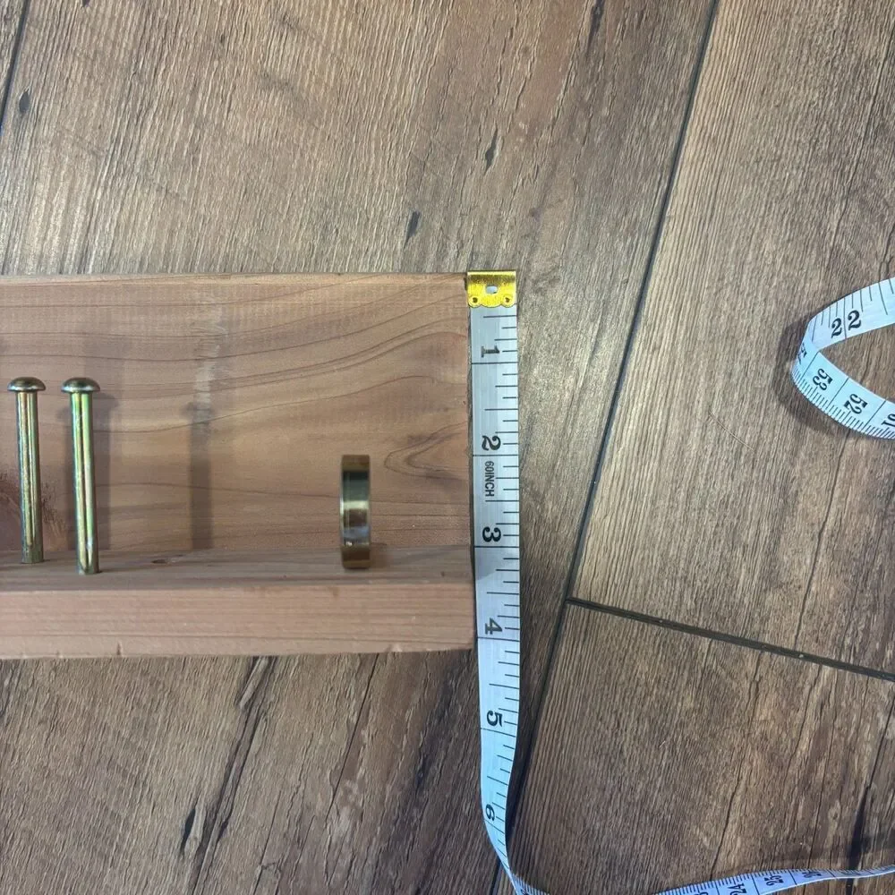 Rochester Cedar Wood Tie Belt Shelf Rack Hanging 21